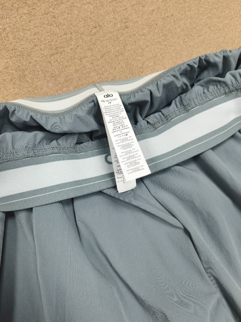 ALO Yoga NWT Suit Up Casual Pants Steel Grey🌻Relaxed Fit Regular-30" Inseam🥨 - Picture 4 of 7